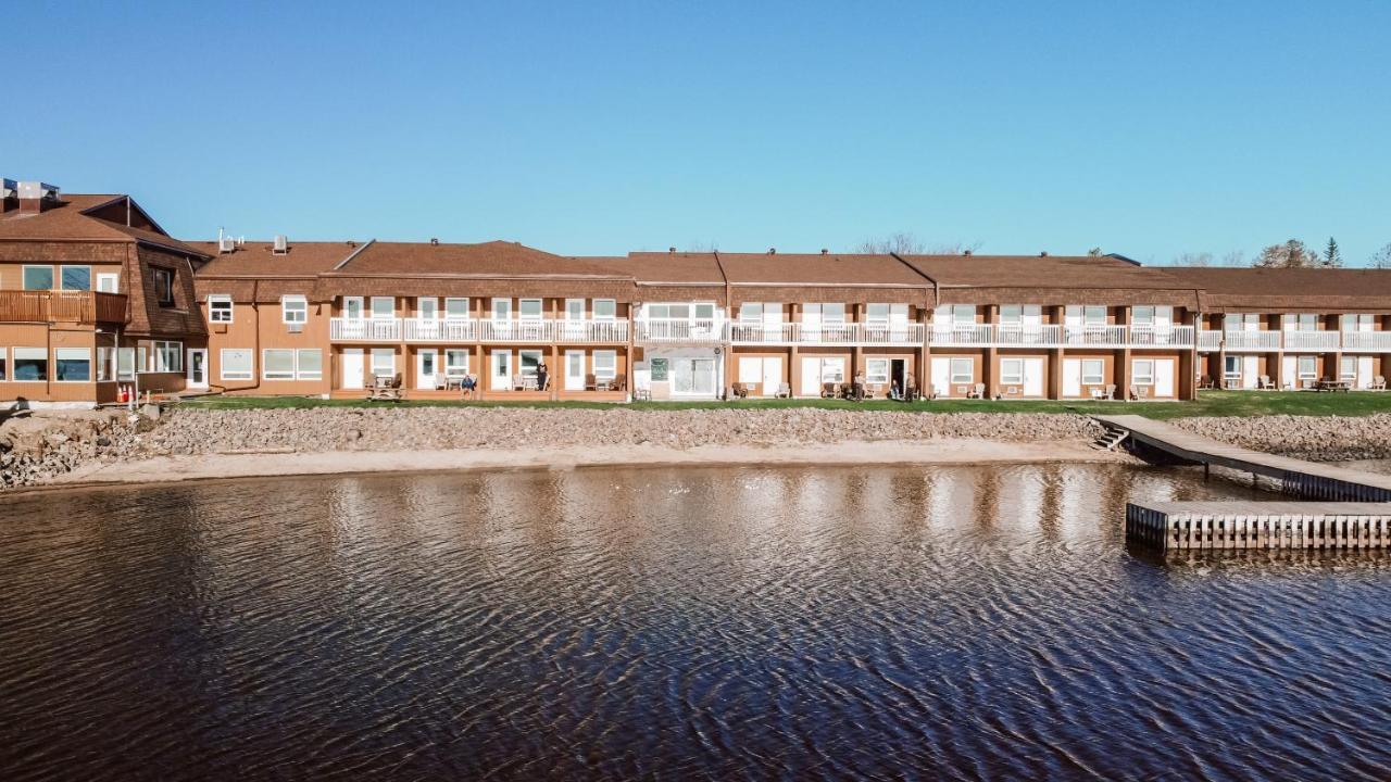 La Place Rendez-Vous Hotel Fort Frances Εξωτερικό φωτογραφία