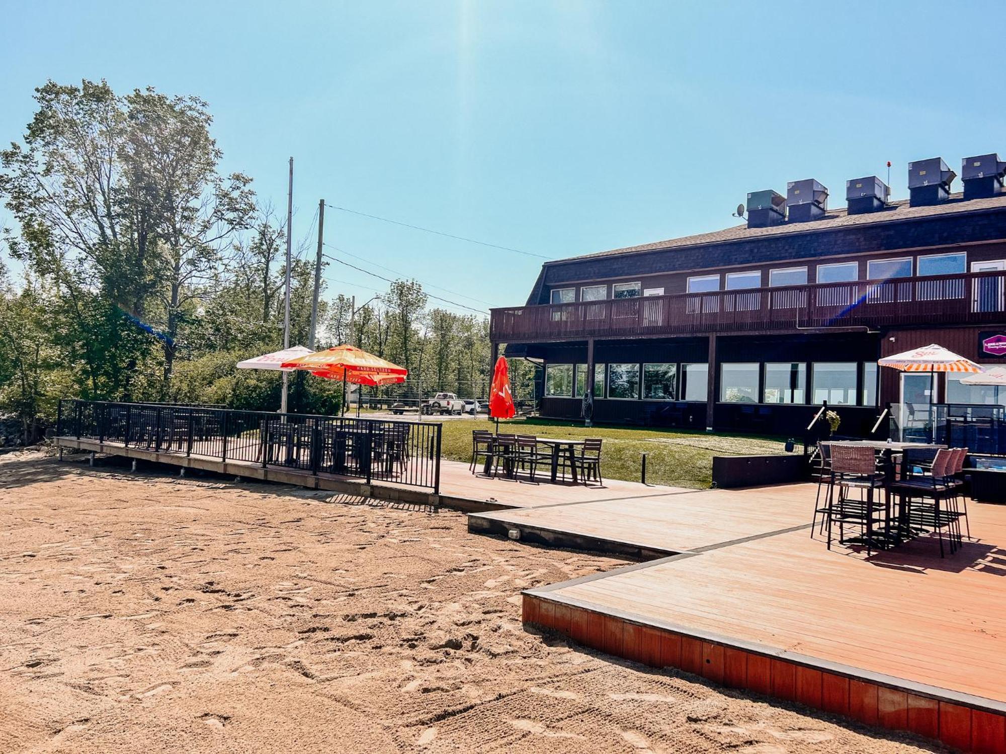 La Place Rendez-Vous Hotel Fort Frances Εξωτερικό φωτογραφία