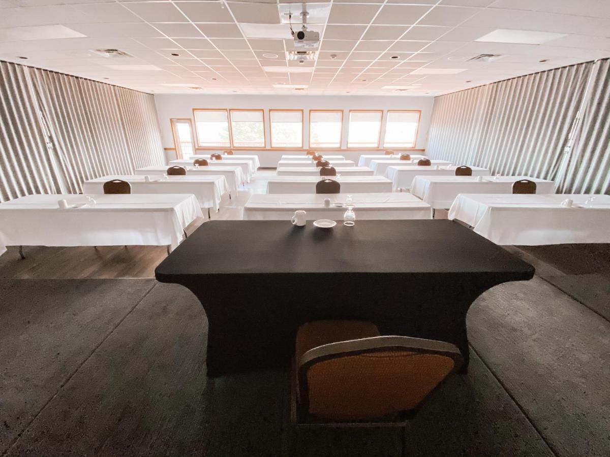 La Place Rendez-Vous Hotel Fort Frances Εξωτερικό φωτογραφία
