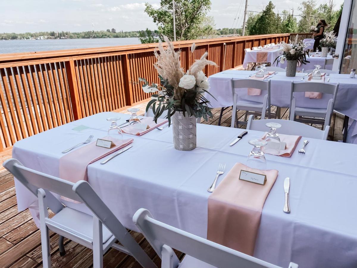 La Place Rendez-Vous Hotel Fort Frances Εξωτερικό φωτογραφία