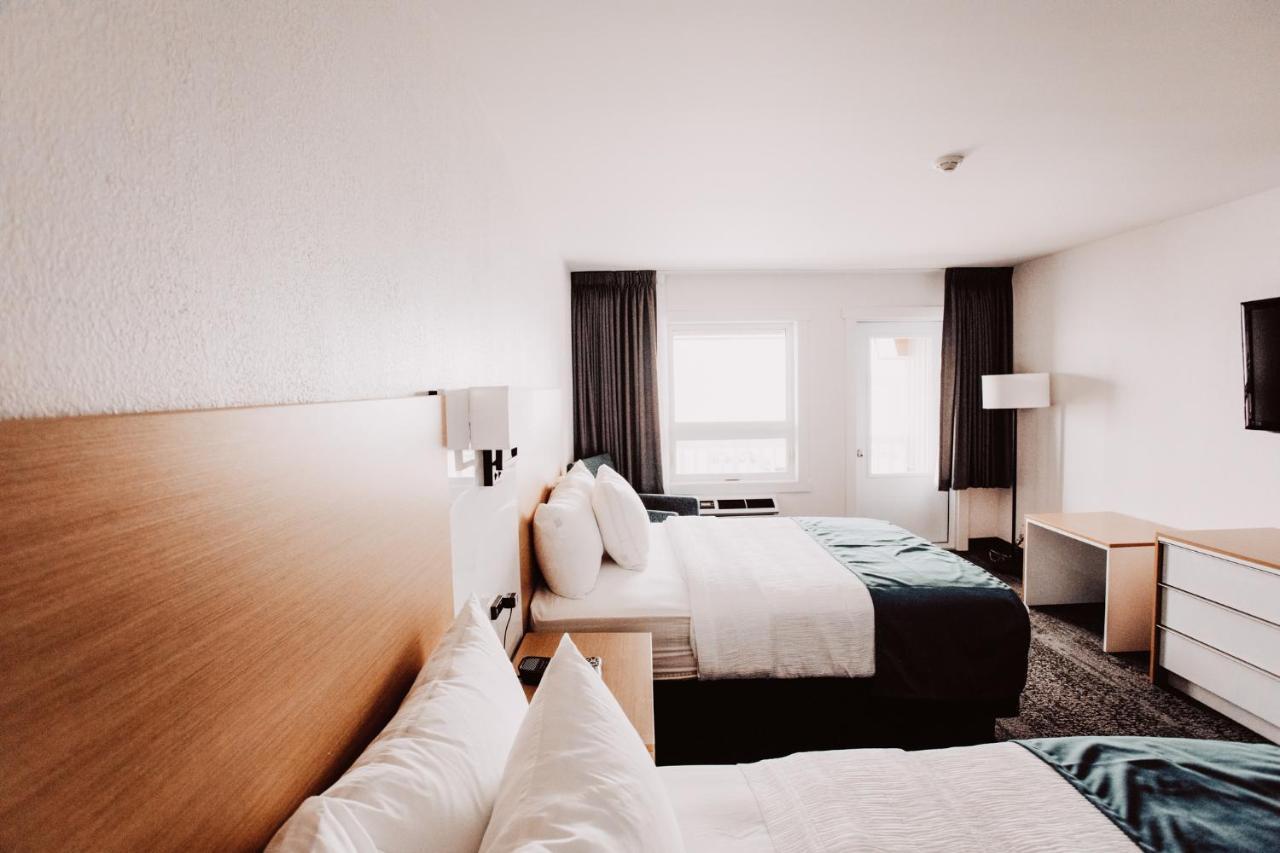 La Place Rendez-Vous Hotel Fort Frances Εξωτερικό φωτογραφία