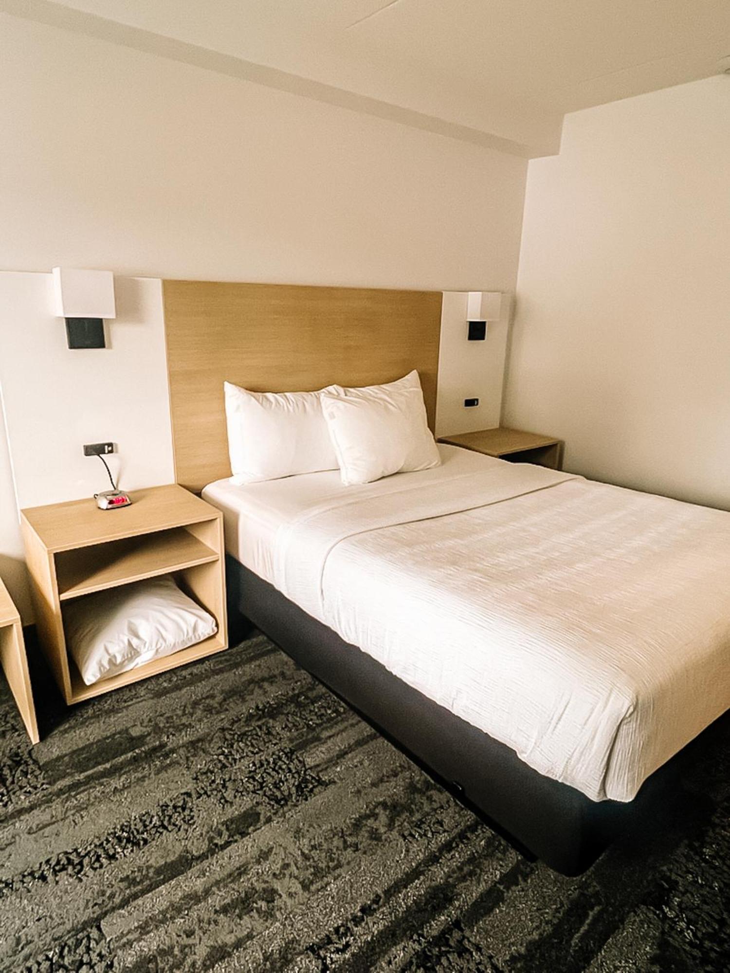 La Place Rendez-Vous Hotel Fort Frances Εξωτερικό φωτογραφία