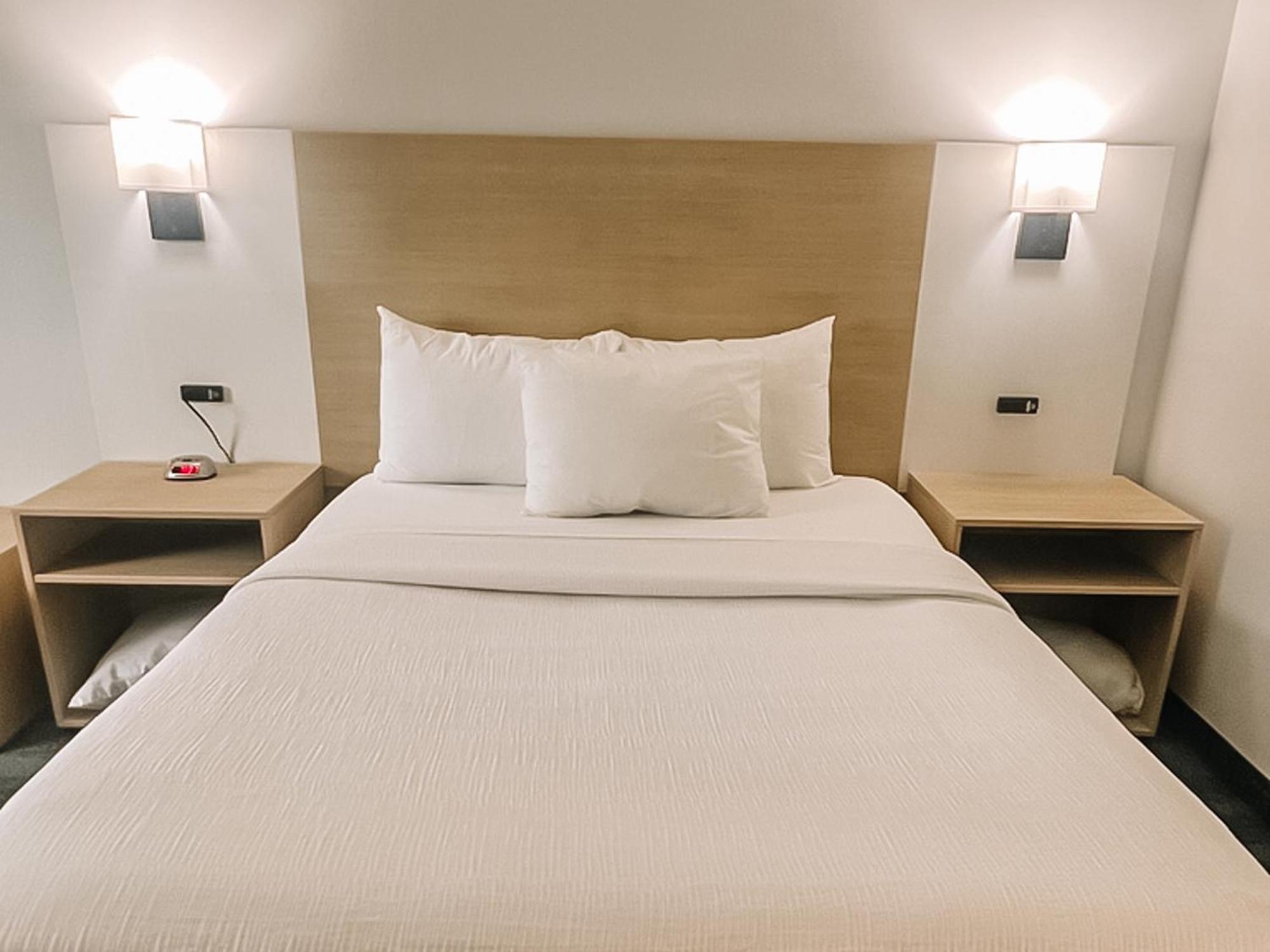 La Place Rendez-Vous Hotel Fort Frances Εξωτερικό φωτογραφία